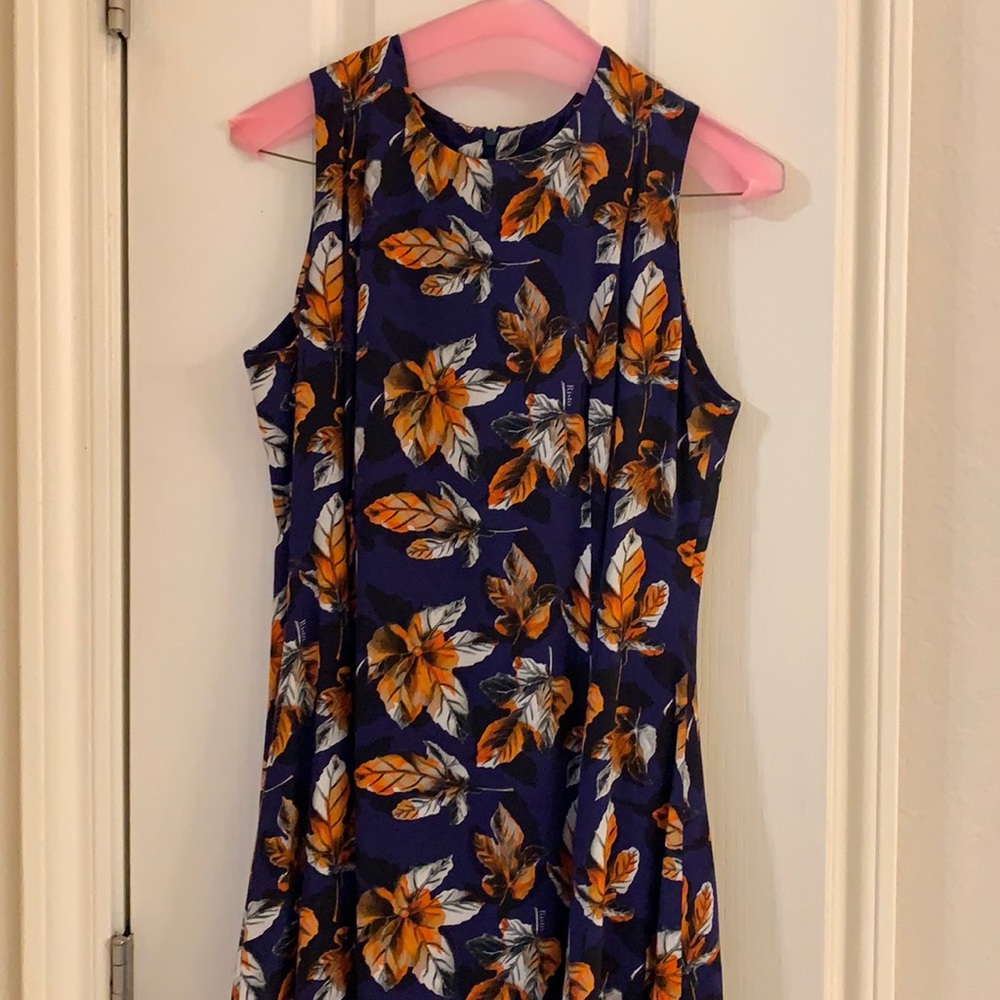 Stunning blue sleeveless dress